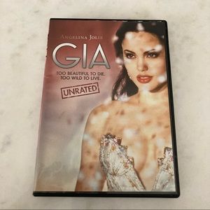 🛍🏙3️⃣ for $1️⃣5️⃣ Gia DVD